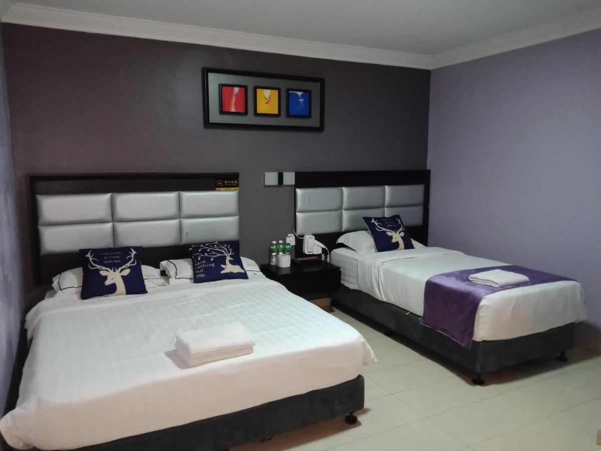 T Hotel Johor Bahru Skudai Exterior photo