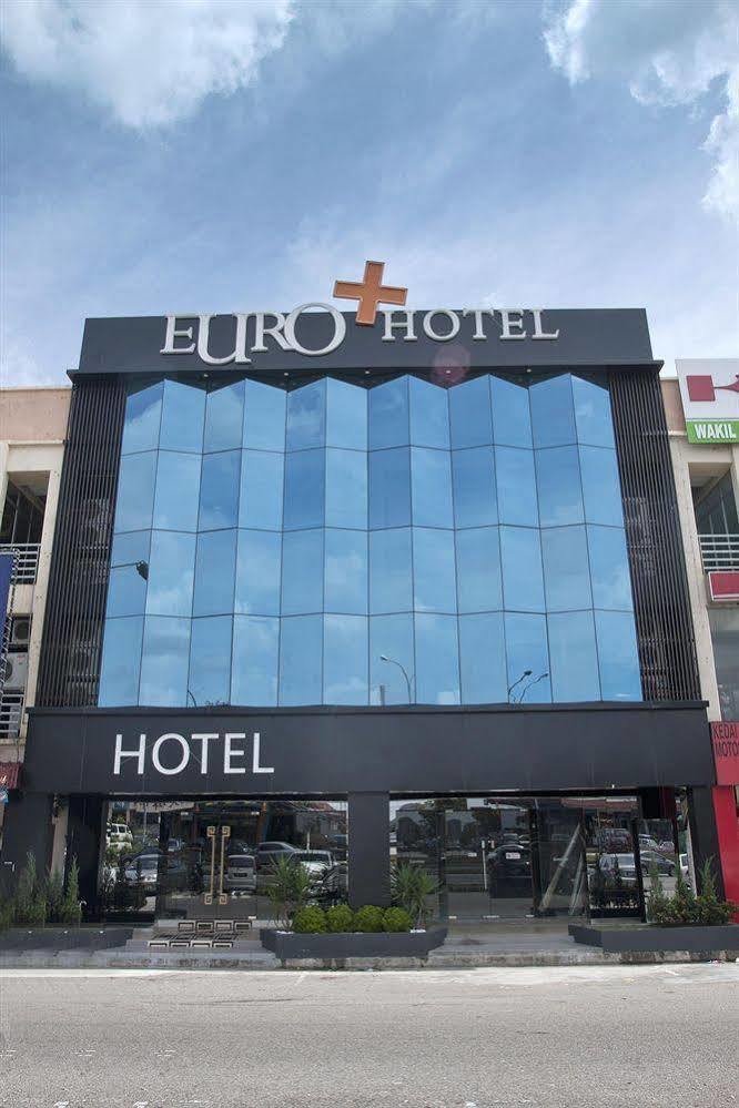 T Hotel Johor Bahru Skudai Exterior photo